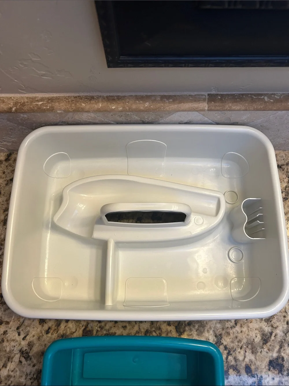 White Cleaning Caddy with Teal Removable Tray